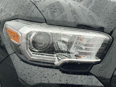 2023 Toyota Tacoma 4WD TRD Off Road Double Cab 5' Bed V6 AT (Natl)