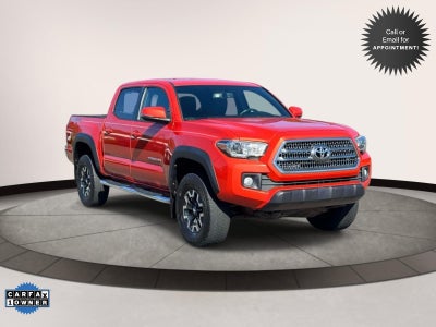 2017 Toyota Tacoma TRD Off Road Double Cab 5' Bed V6 4x4 AT (Natl)