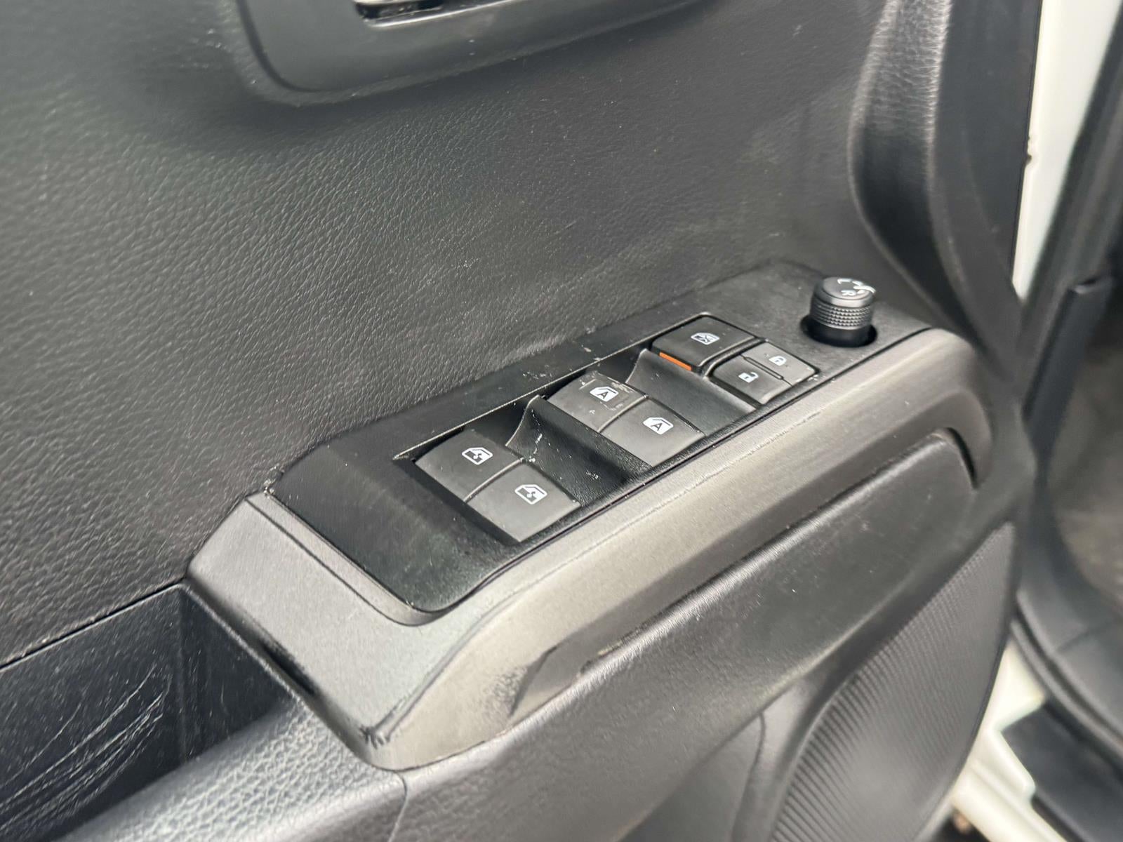 2023 Toyota Tacoma 4WD TRD Off Road Double Cab 5' Bed V6 AT (Natl)