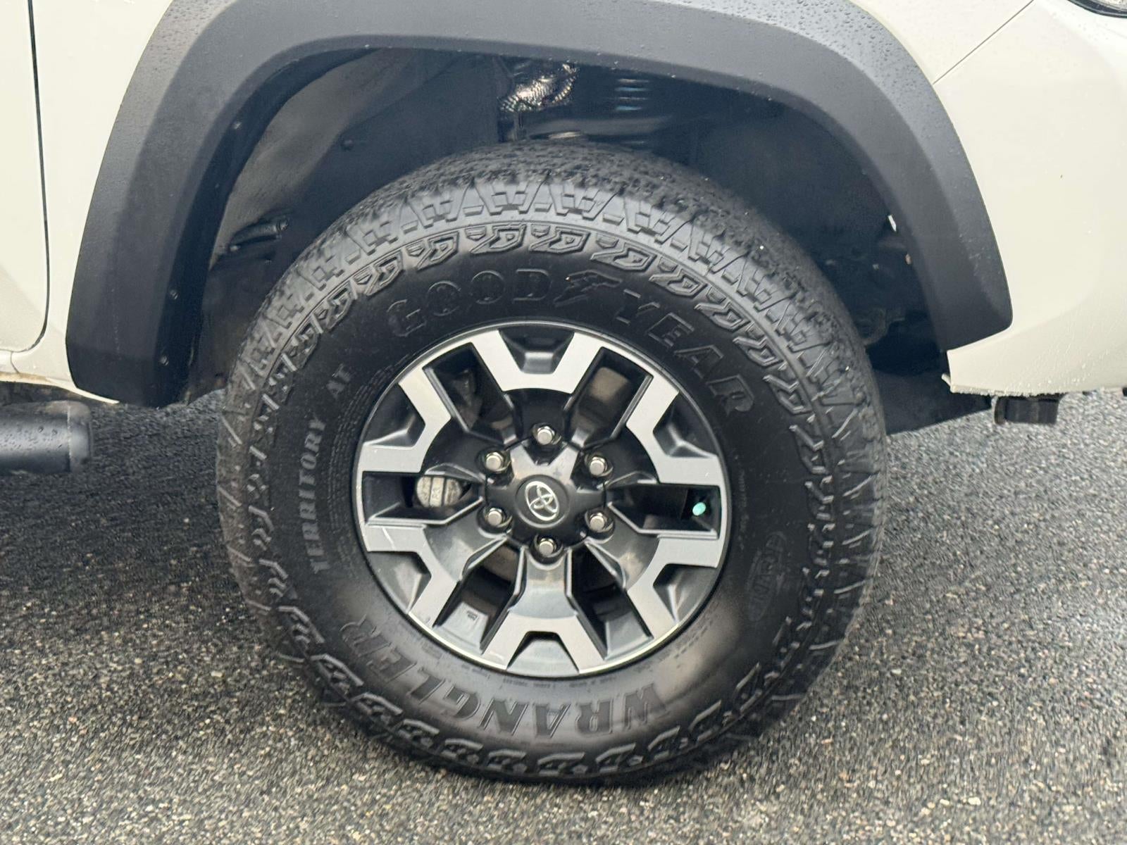 2023 Toyota Tacoma 4WD TRD Off Road Double Cab 5' Bed V6 AT (Natl)