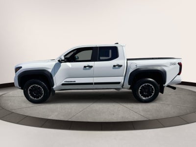 2026 Toyota Tacoma 4WD TRD Off Road Double Cab 5' Bed AT (Natl)