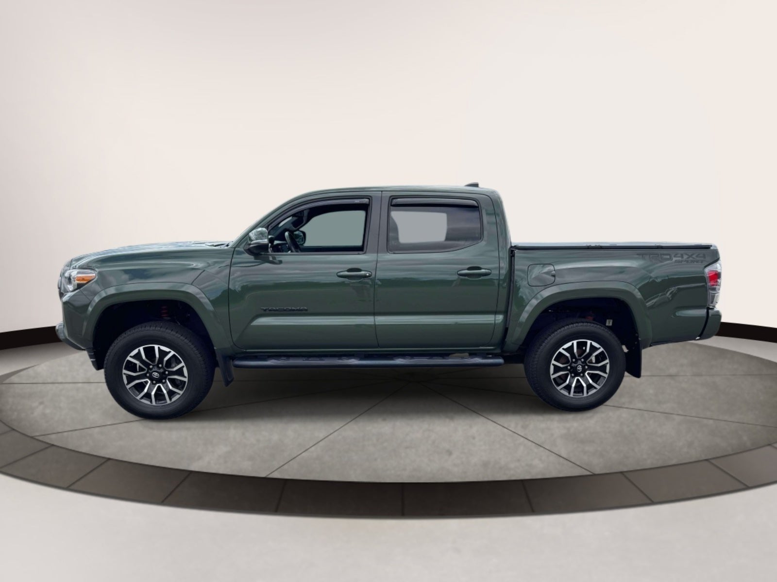 2021 Toyota Tacoma 4WD TRD Sport Double Cab 5' Bed V6 AT (Natl)
