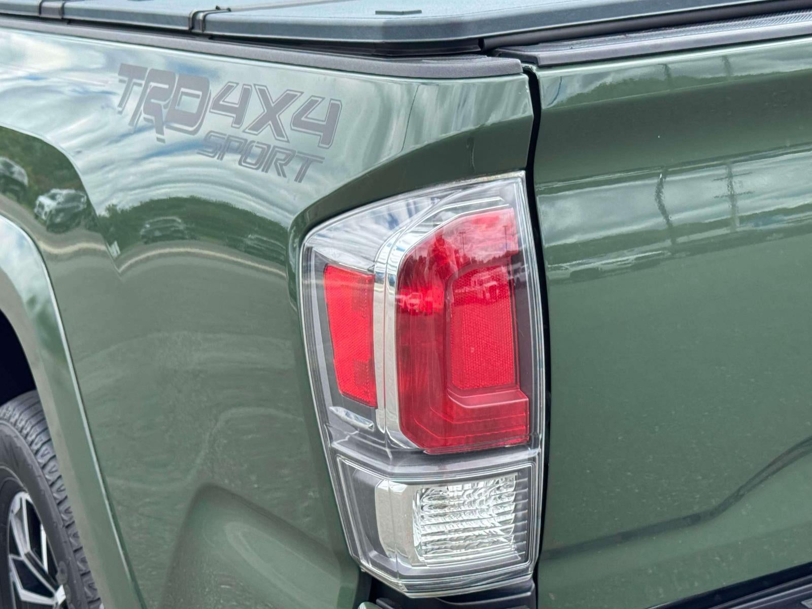 2021 Toyota Tacoma 4WD TRD Sport Double Cab 5' Bed V6 AT (Natl)