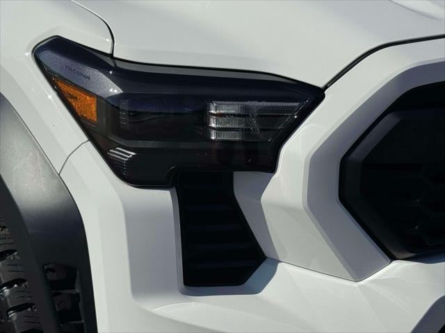2024 Toyota Tacoma 4WD TRD Off Road Double Cab 5' Bed AT (Natl)