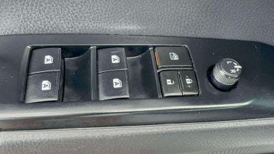 2019 Toyota Camry LE Auto (Natl)