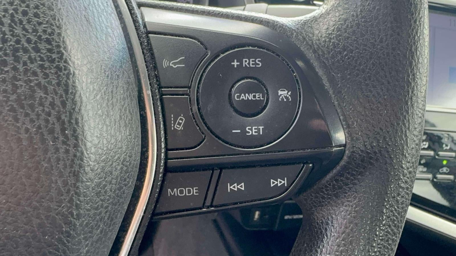 2019 Toyota Camry LE Auto (Natl)