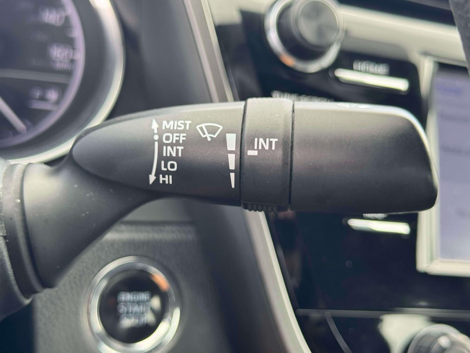 2019 Toyota Camry LE Auto (Natl)