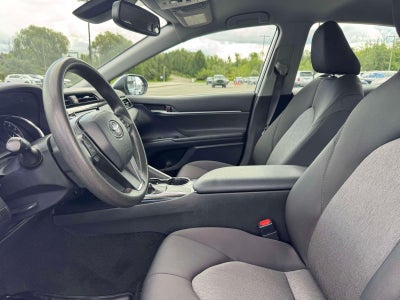 2019 Toyota Camry LE Auto (Natl)
