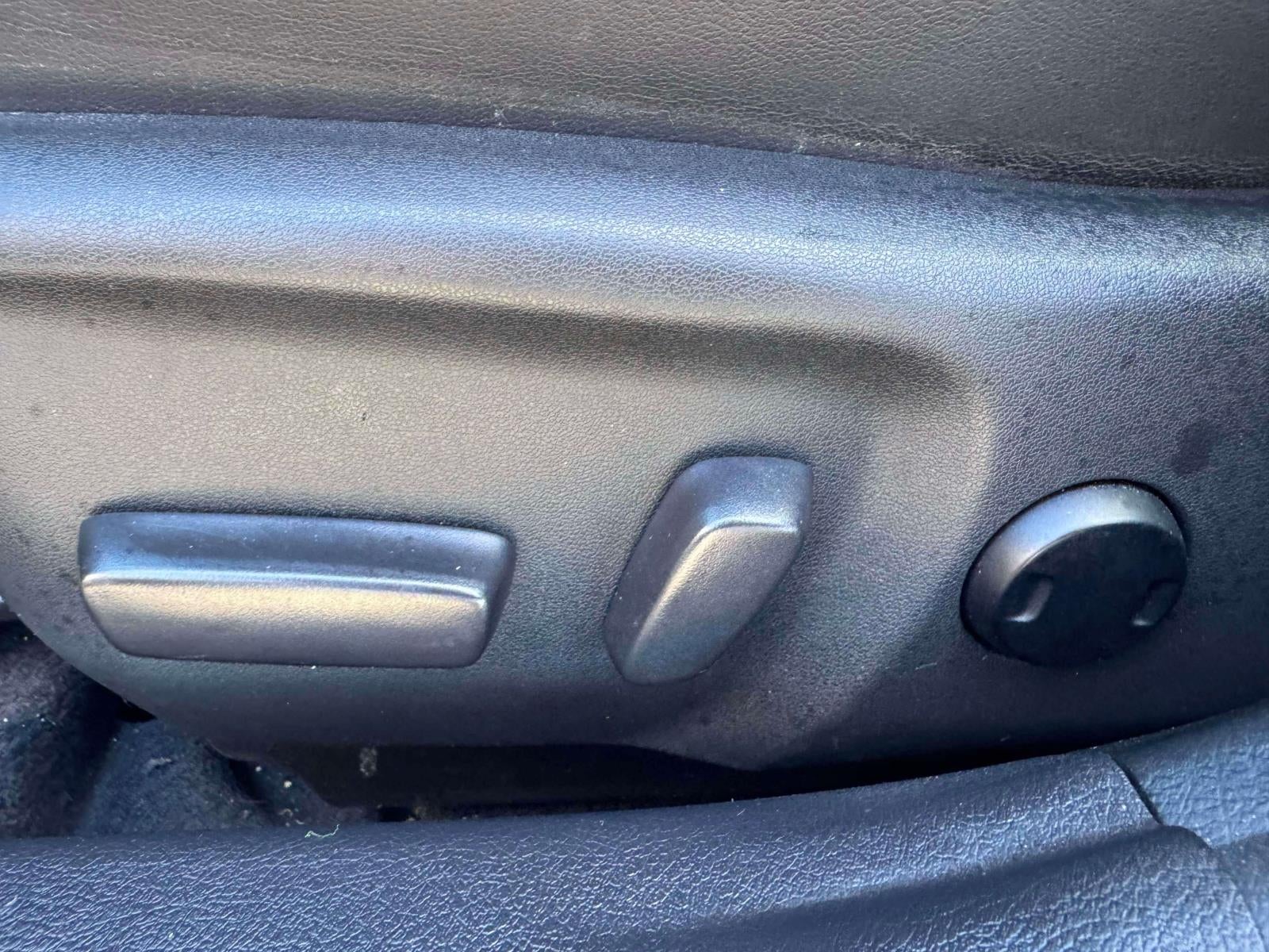 2017 Toyota Camry XLE V6 Auto (Natl)