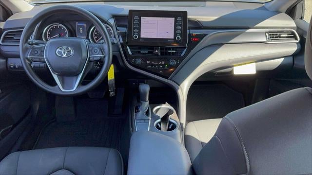 2023 Toyota Camry LE Auto (Natl)