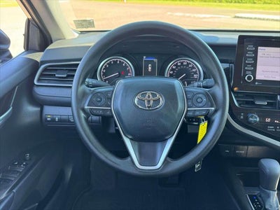 2023 Toyota Camry LE Auto (Natl)