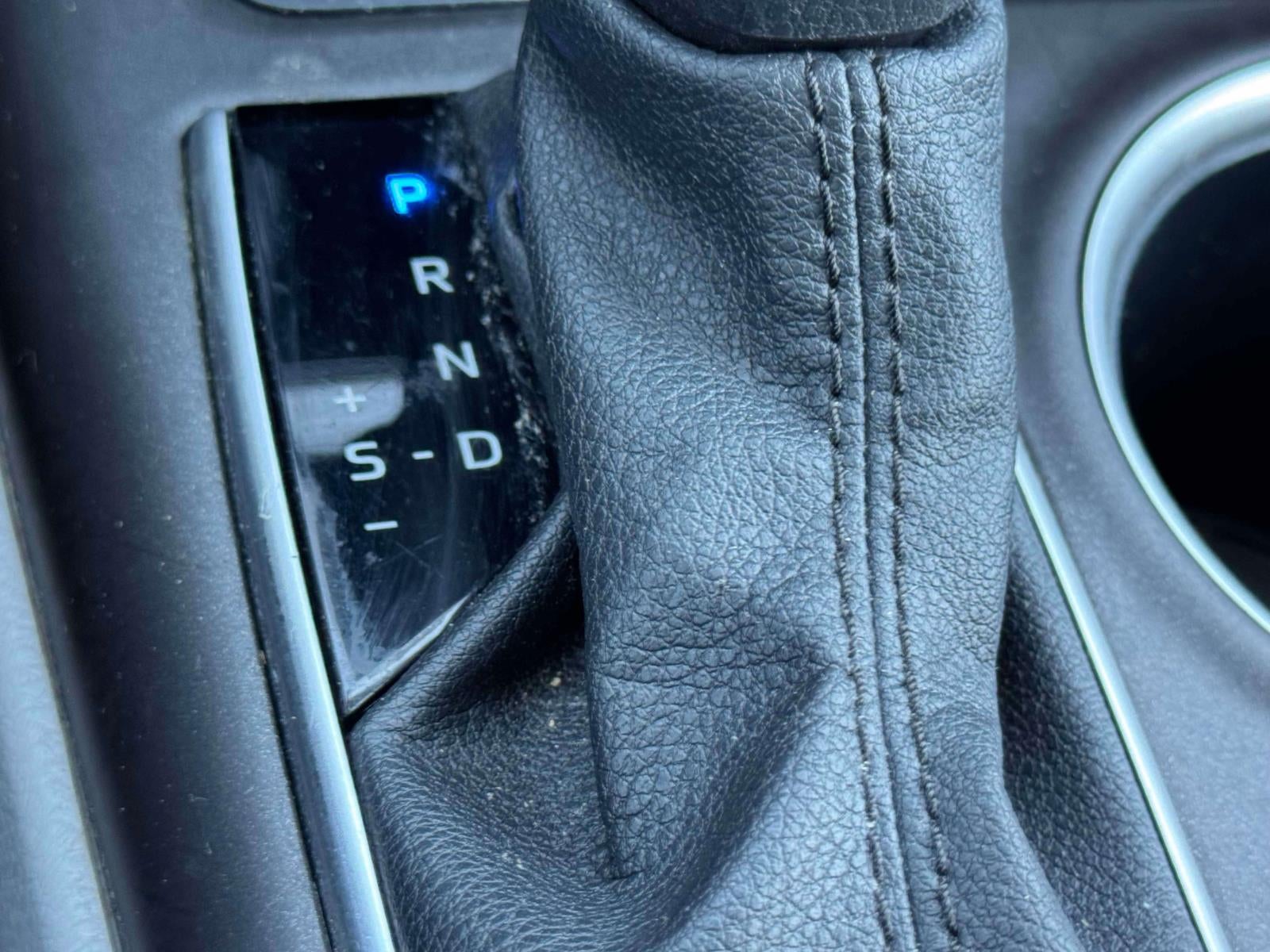 2023 Toyota Camry LE Auto AWD (Natl)