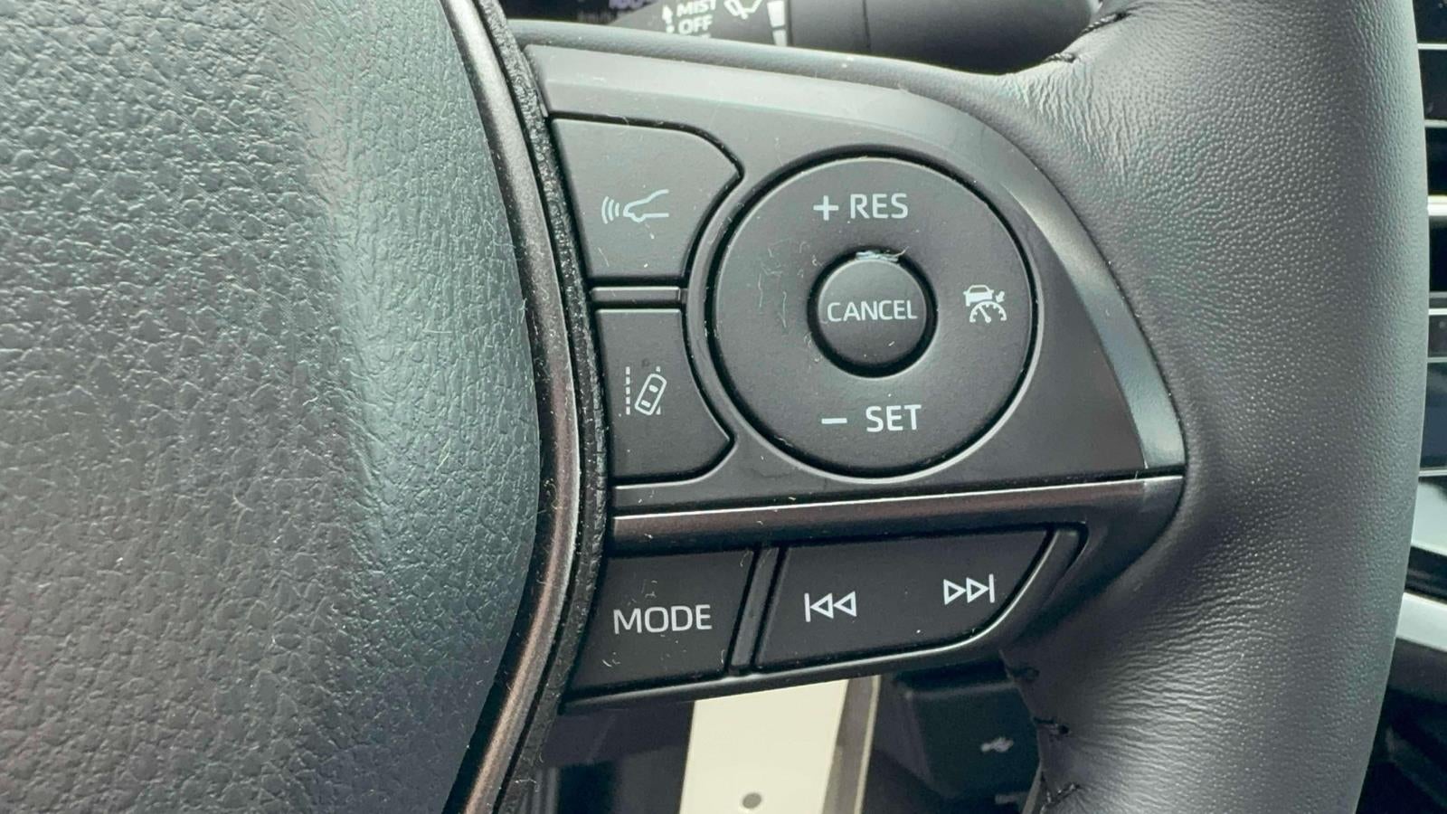 2024 Toyota Camry SE Auto AWD (Natl)