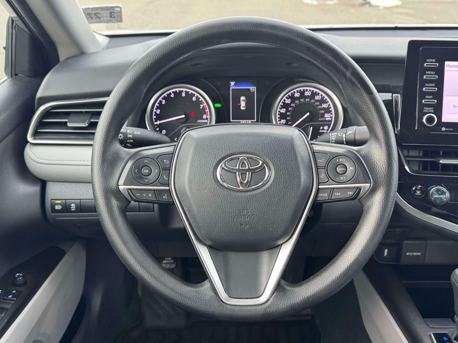 2022 Toyota Camry LE Auto (Natl)