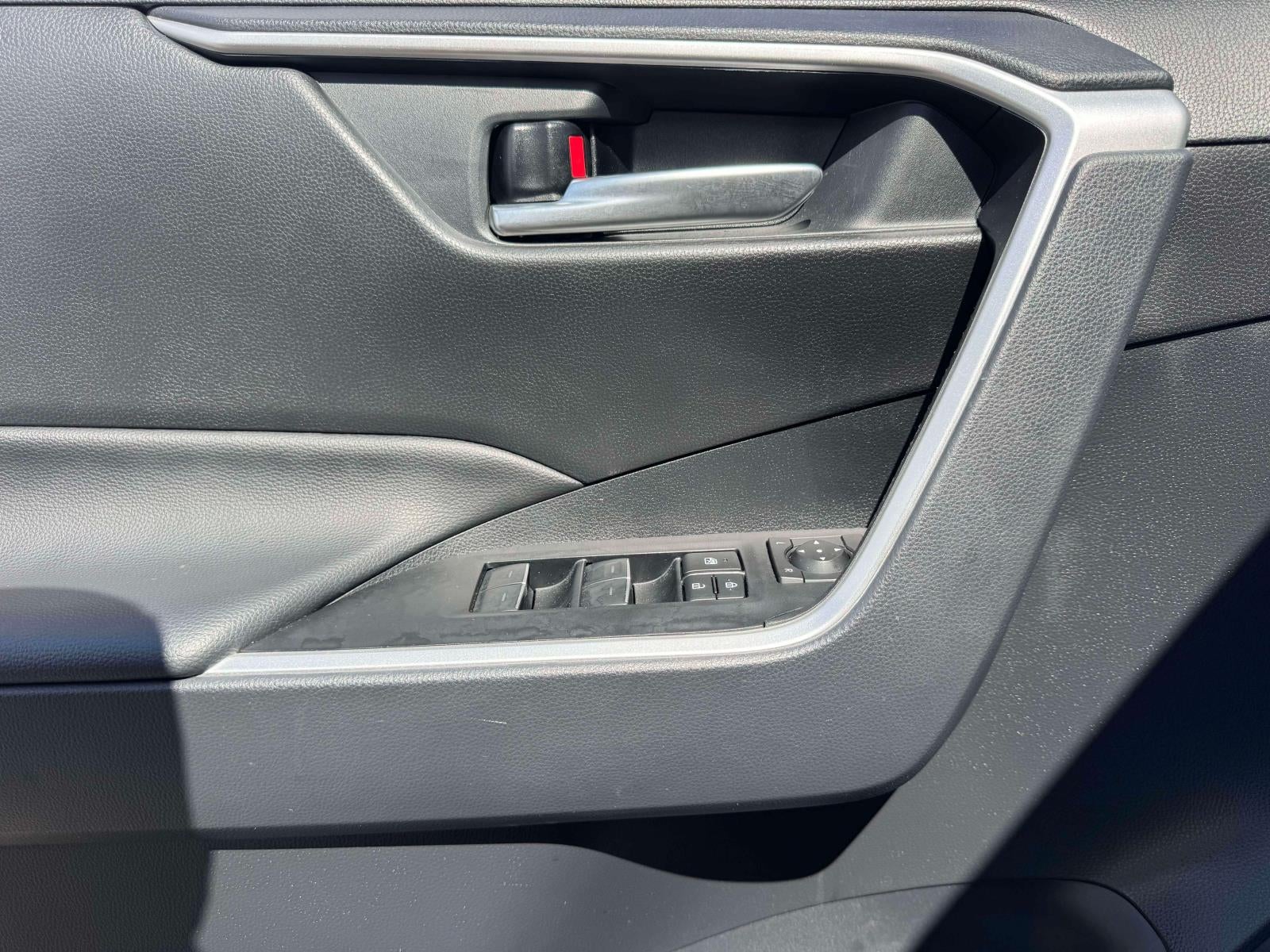 2024 Toyota RAV4 Hybrid XLE AWD (Natl)