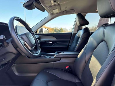 2024 Toyota Grand Highlander XLE AWD (Natl)