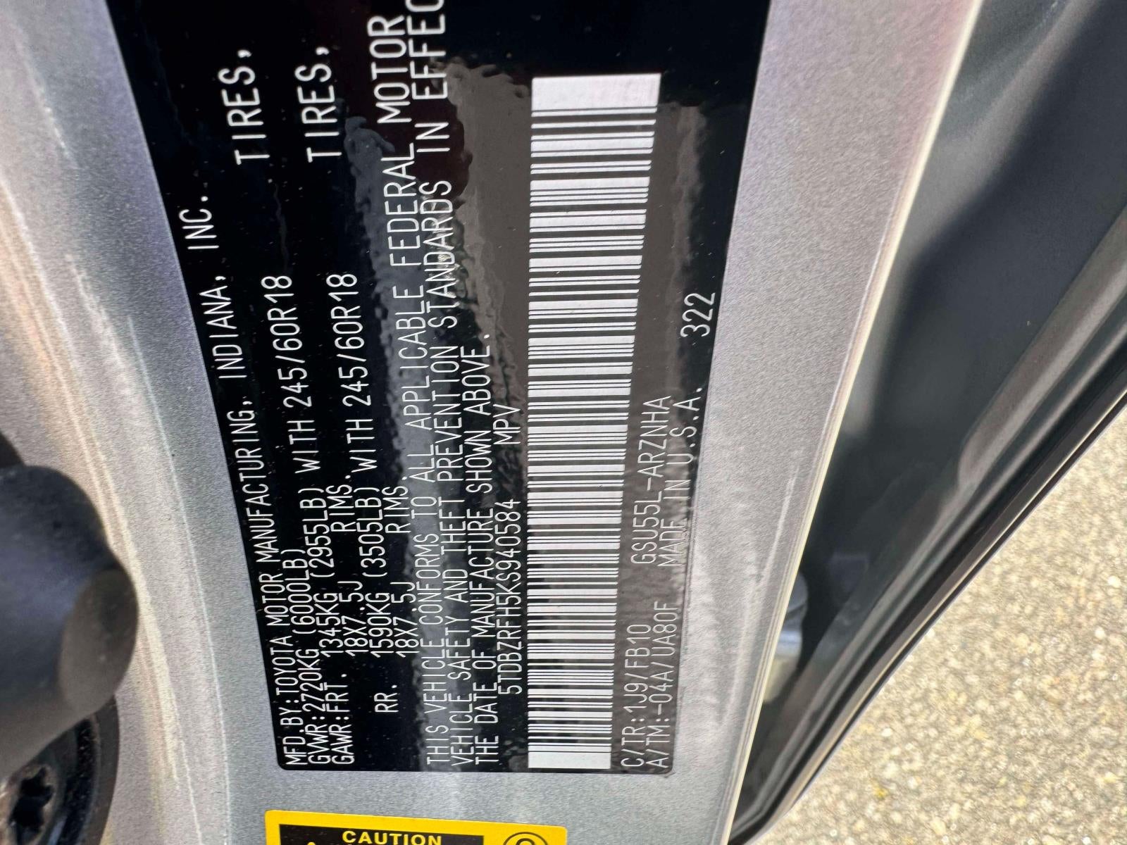2019 Toyota Highlander LE V6 AWD (Natl)