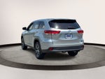 2019 Toyota Highlander LE V6 AWD (Natl)