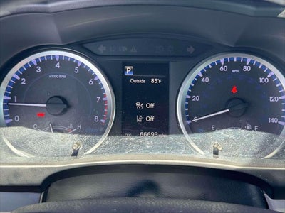 2019 Toyota Highlander LE V6 AWD (Natl)