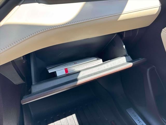 2021 Toyota Highlander Hybrid Limited AWD (Natl)