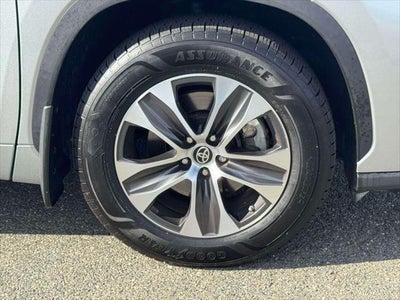 2022 Toyota Highlander XLE AWD (Natl)