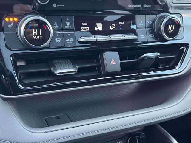 2022 Toyota Highlander XLE AWD (Natl)