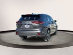 2022 Toyota Highlander XLE AWD (Natl)