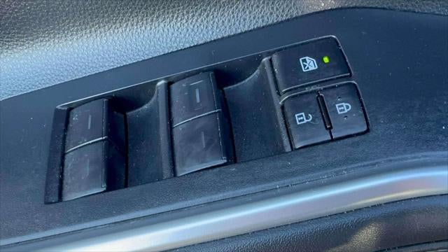 2022 Toyota Highlander XLE AWD (Natl)