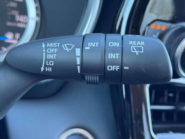 2025 Toyota Highlander Hybrid XLE AWD (Natl)