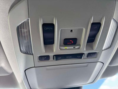 2025 Toyota Highlander Hybrid XLE AWD (Natl)