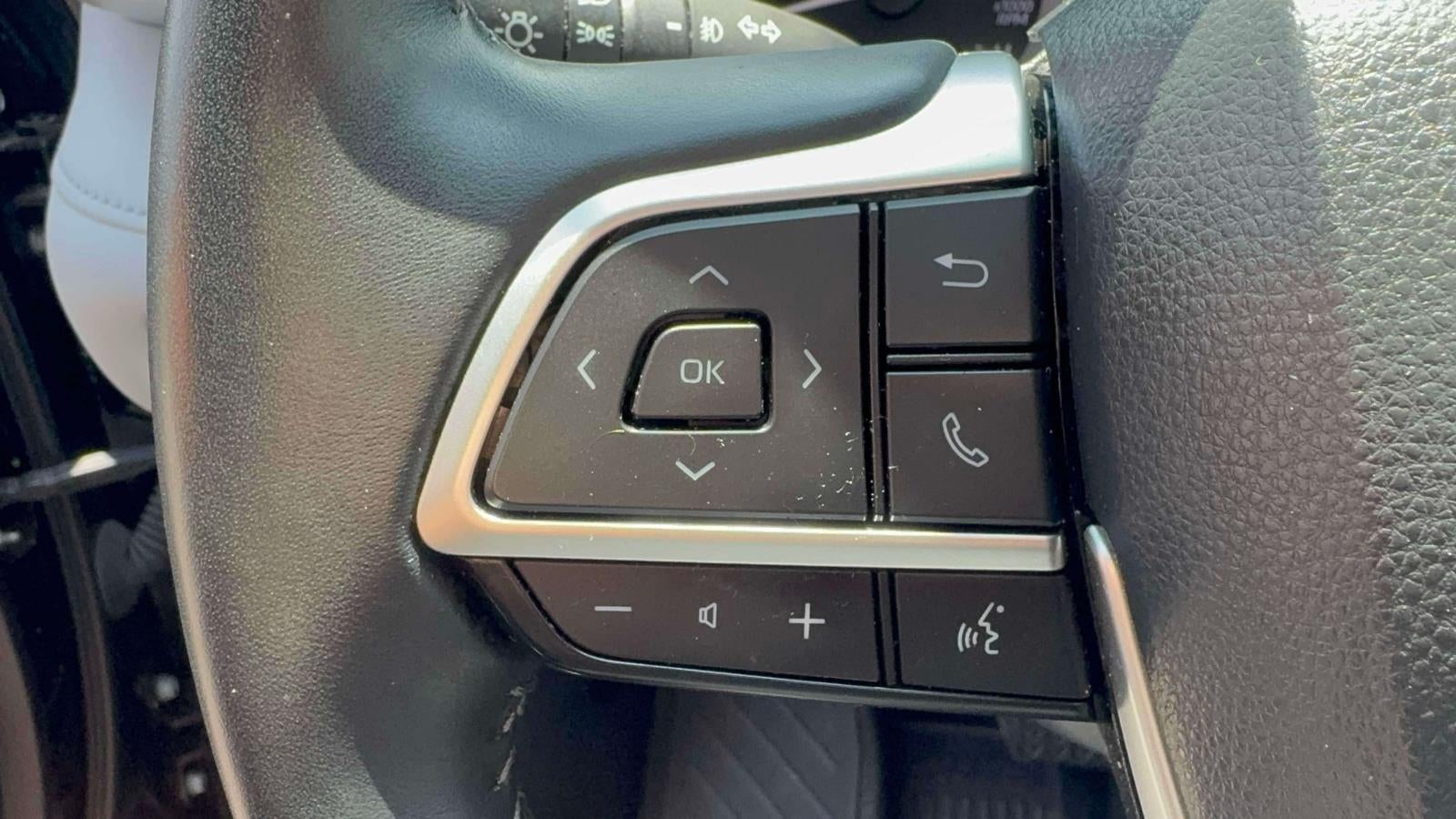 2023 Toyota Highlander XLE AWD (Natl)