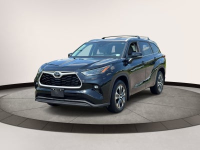 2023 Toyota Highlander XLE AWD (Natl)