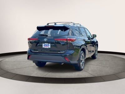 2023 Toyota Highlander XLE AWD (Natl)