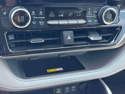 2023 Toyota Highlander XLE AWD (Natl)