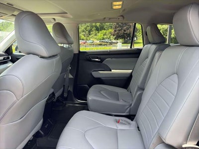 2023 Toyota Highlander XLE AWD (Natl)