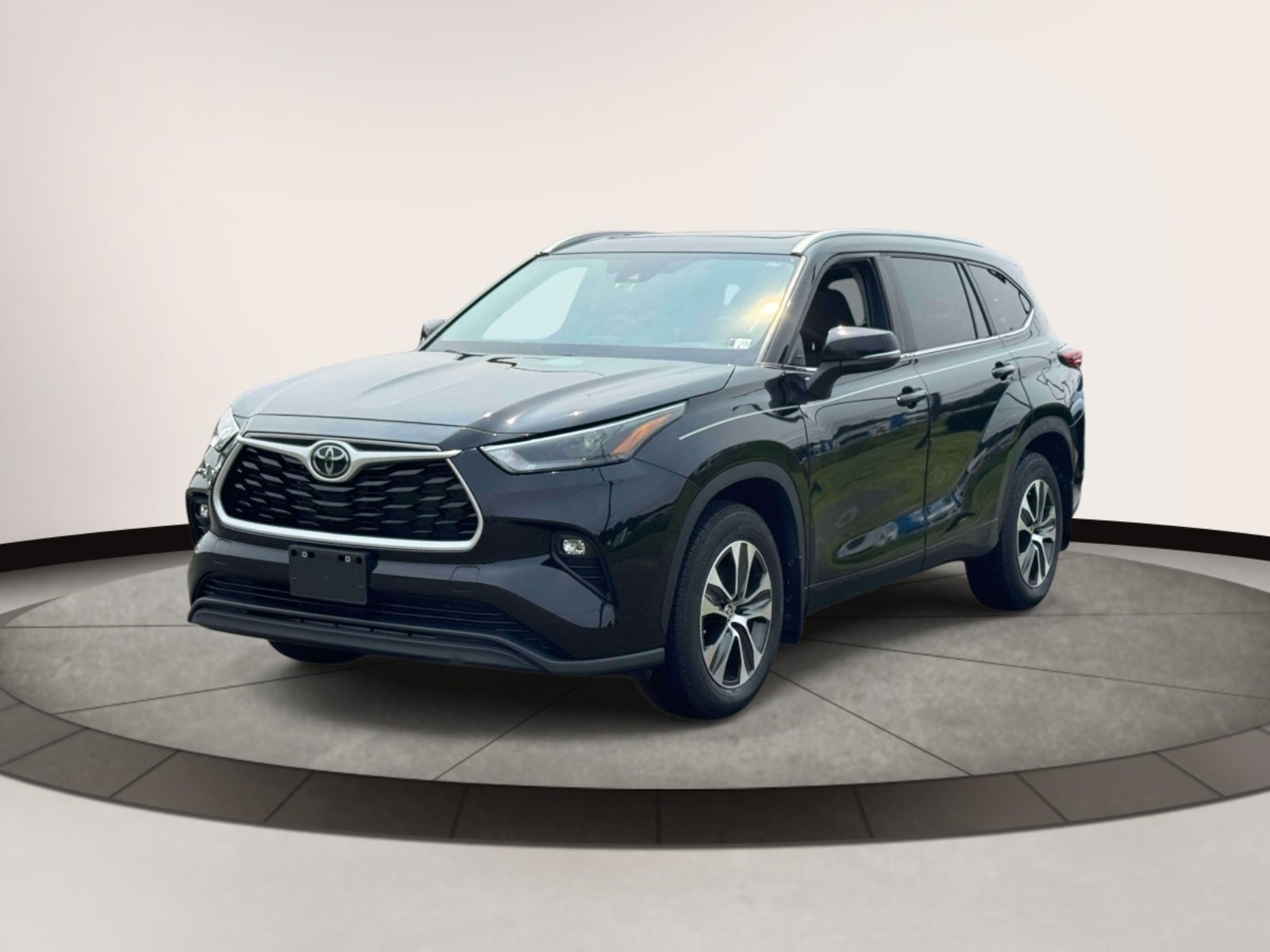 2023 Toyota Highlander XLE AWD (Natl)
