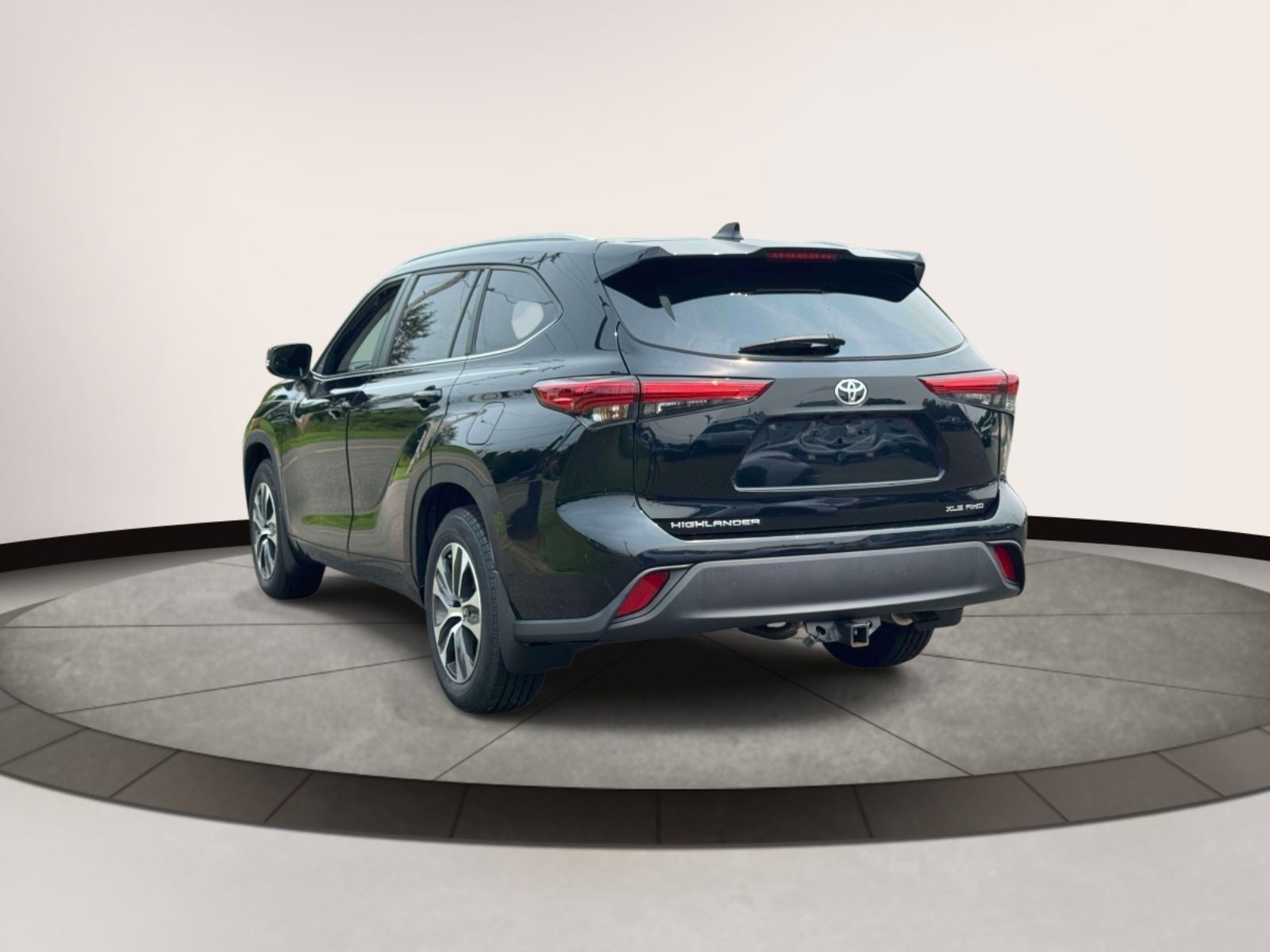 2023 Toyota Highlander XLE AWD (Natl)