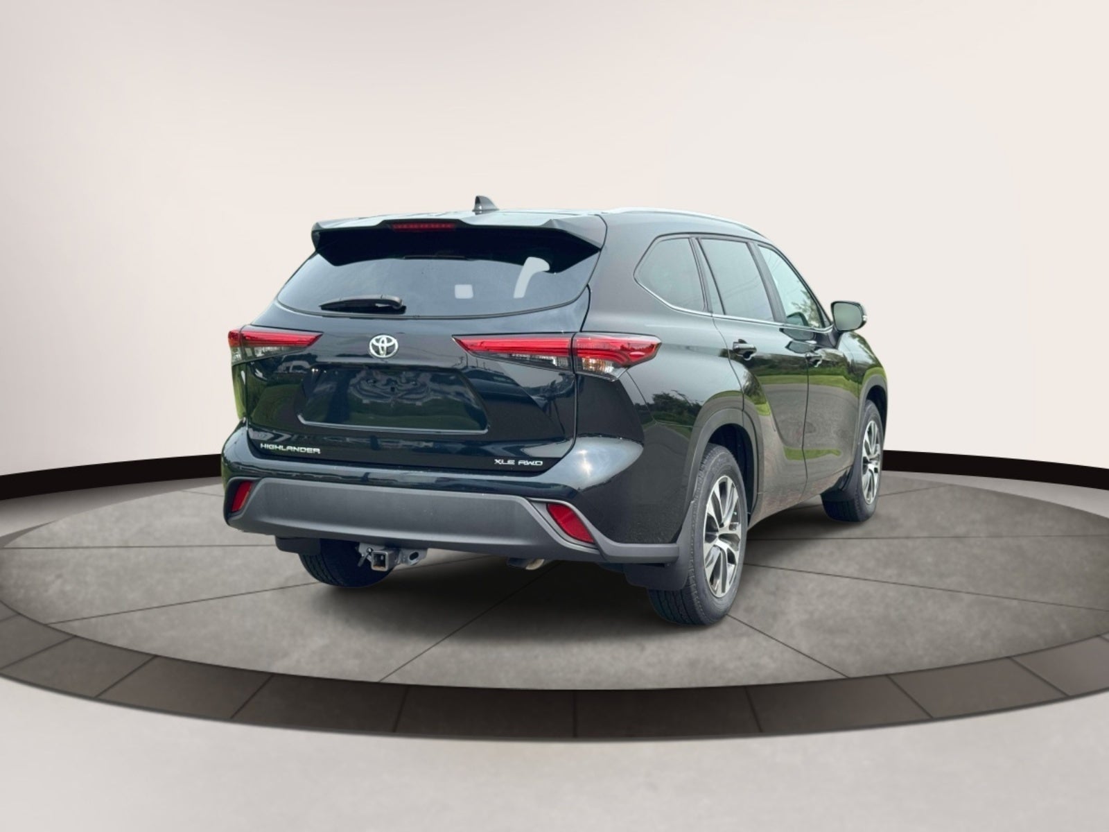 2023 Toyota Highlander XLE AWD (Natl)