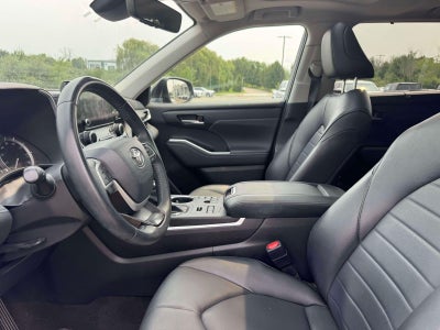 2023 Toyota Highlander XLE AWD (Natl)