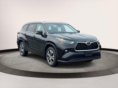 2023 Toyota Highlander XLE AWD (Natl)
