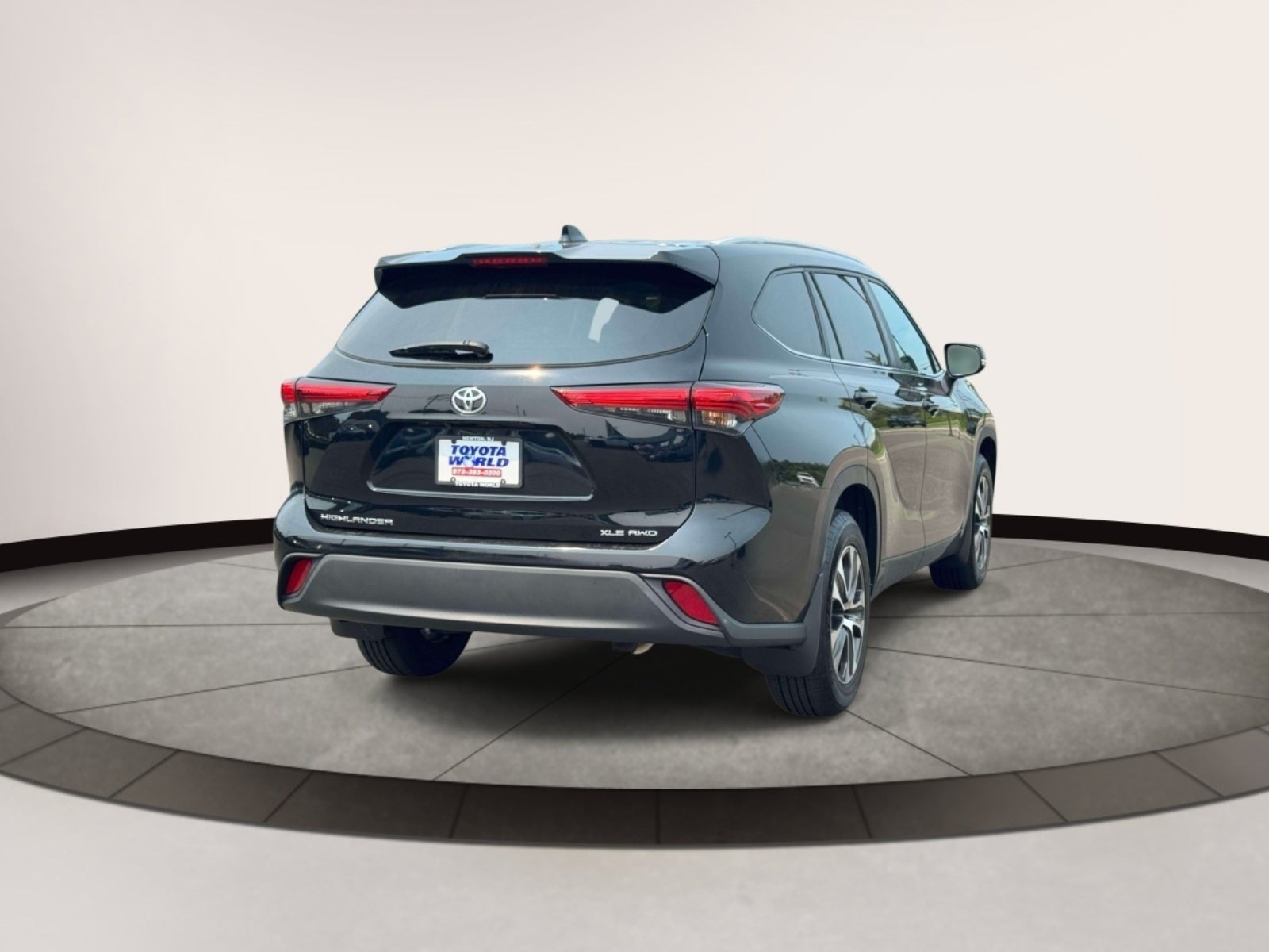 2023 Toyota Highlander L AWD (Natl)