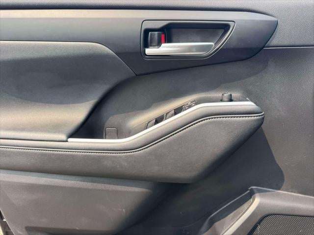 2023 Toyota Highlander L AWD (Natl)