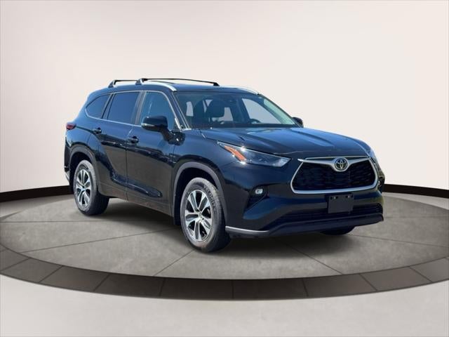2023 Toyota Highlander XLE AWD (Natl)