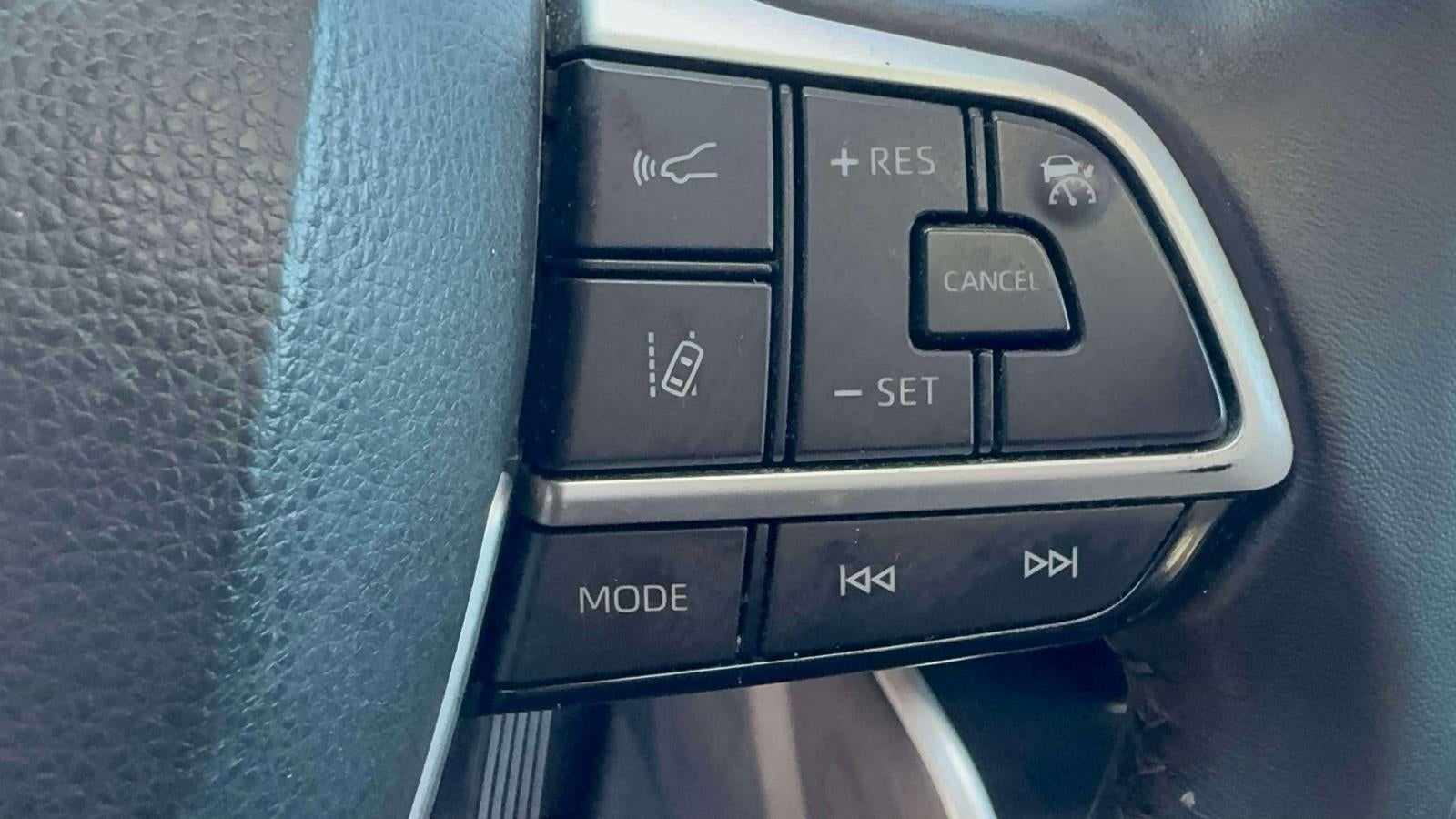 2023 Toyota Highlander XLE AWD (Natl)