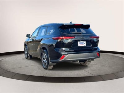 2023 Toyota Highlander XLE AWD (Natl)