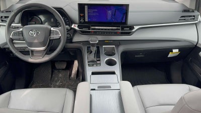 2025 Toyota Sienna XLE AWD 7-Passenger (Natl)