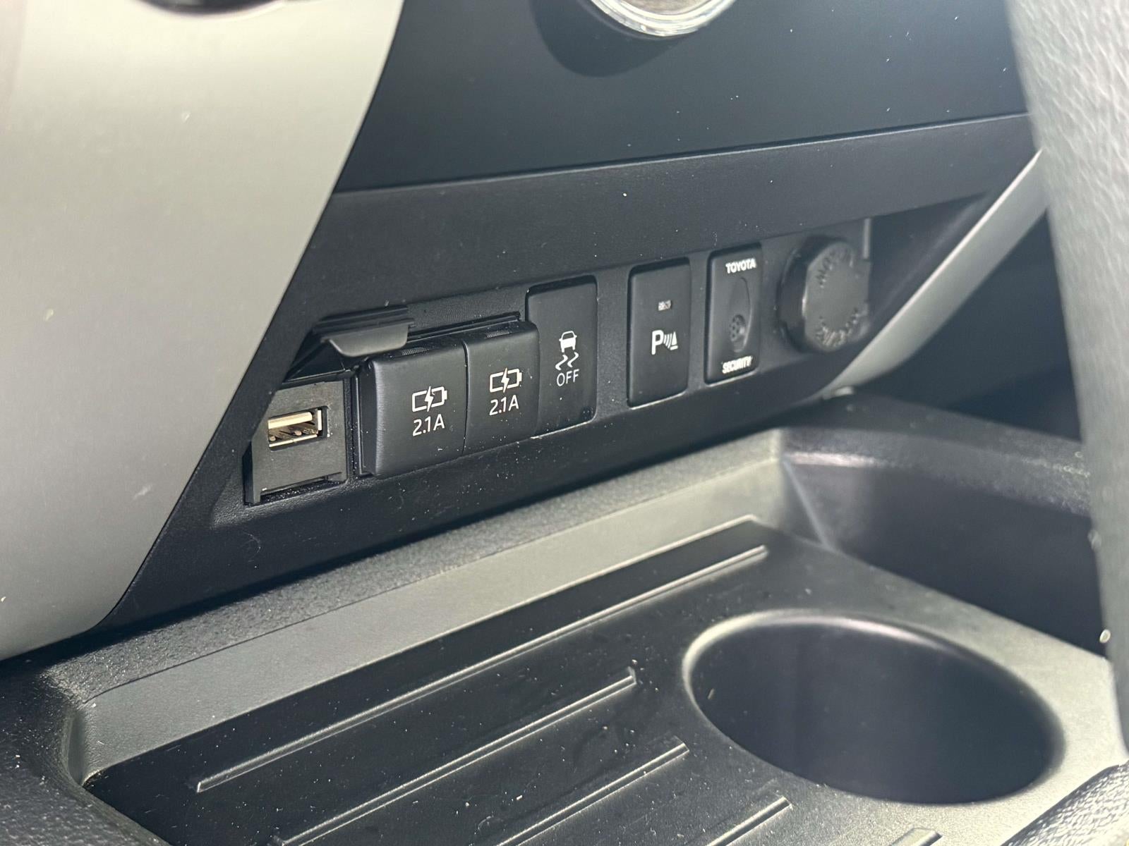 2020 Toyota Tundra 4WD Limited Double Cab 6.5' Bed 5.7L (Natl)