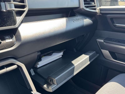 2024 Toyota Tundra 4WD SR5 CrewMax 5.5' Bed (Natl)