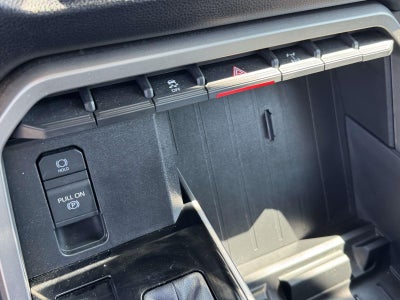 2024 Toyota Tundra 4WD SR5 CrewMax 5.5' Bed (Natl)