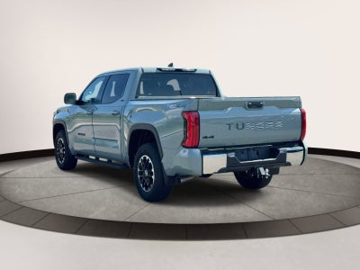 2024 Toyota Tundra 4WD SR5 CrewMax 5.5' Bed (Natl)